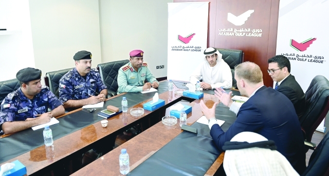 "■ جانب من أعمال الورشة | البيان"