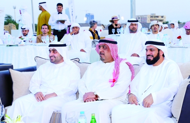 "■ راشد الشرقي وعبد الله القاسمي يتابعان فعاليات البطولة | تصوير - زيشان أحمد"