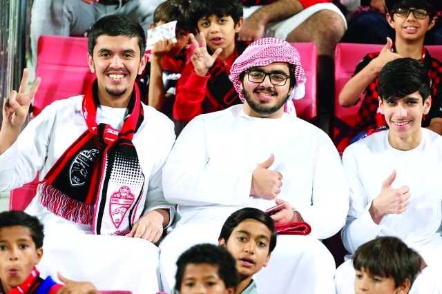 "■ جماهير الأهلي سعيدة بانتصار فريقها في الديربي"