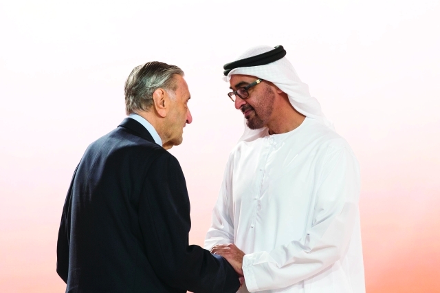 "محمد بن زايد يكرم عدنان باجه جي"