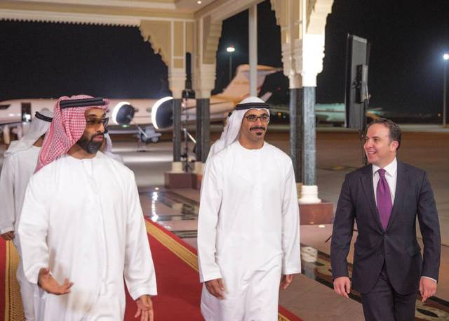 "طحنون بن زايد وخالد بن محمد بن زايد خلال الاستقبال | وام"