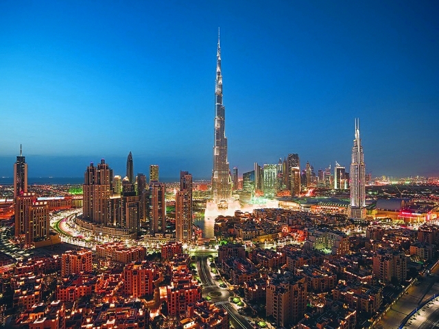 "■ دبي على غرار مدن العالم تحتفي بـ \"ساعة الأرض\" استدامة للبيئة"