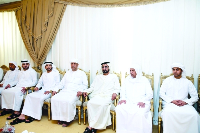 "■ نائب رئيس الدولة وحمدان ومكتوم بن محمد يعزون أسرة الحمودي"