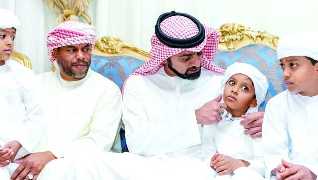 "■ حمد الشرقي يواسي أسرة الكعبي"