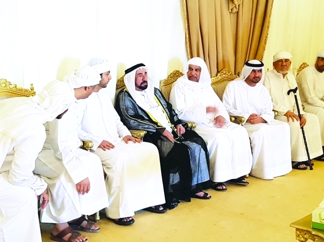 "■ سلطان القاسمي يقدم واجب العزاء بالشهيد الحمودي بحضور عبدالله القاسمي | وام"