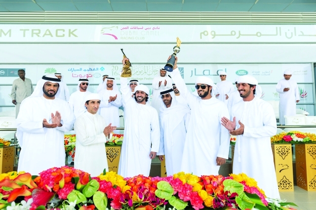 "■ سعيد مكتوم آل مكتوم يتوج الفائزين في شوطي الرموز | البيان"