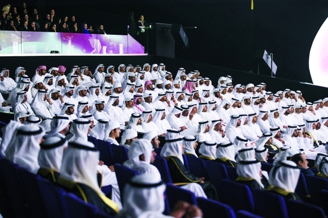 "Ⅶ حضور كبير تابع فعاليات حفل التكريم"