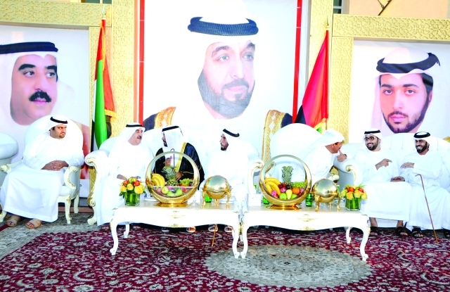 "■ حاكم أم القيوين ومحمد الشرقي وراشد بن سعود وراشد بن أحمد المعلا"