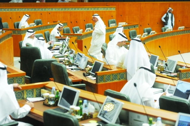 "Ⅶ جانب من تداولات نواب مجلس الأمة الكويتي | البيان"
