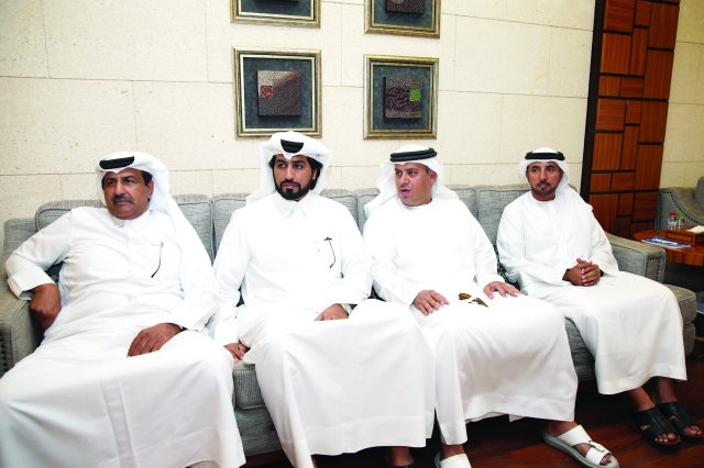"سلطان السبوسي ومحمد سلطان بن مرخان خلال الاستقبال"
