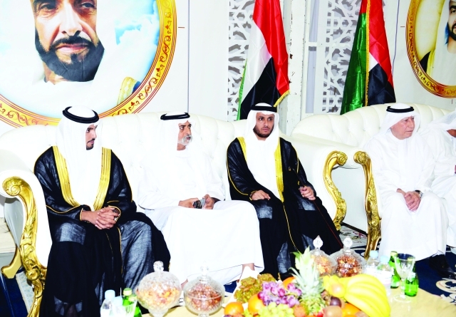 "نهيان بن مبارك خلال الحفل"