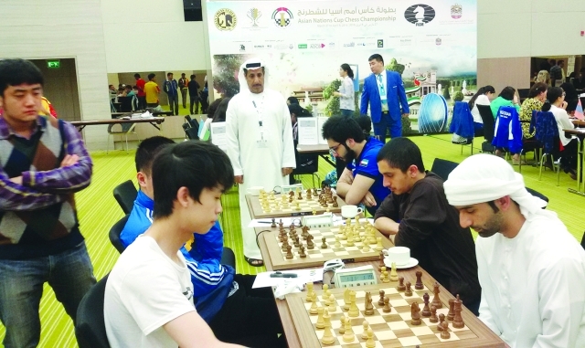 "■ جانب من اللقاء الأخير لمنتخبنا مع الصين | البيان"