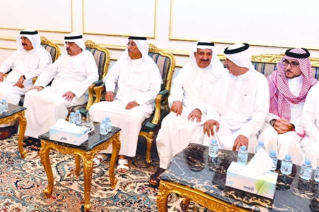 "■ أحمد المدفع وسالم الغماي وحميد العويس والمعزون"