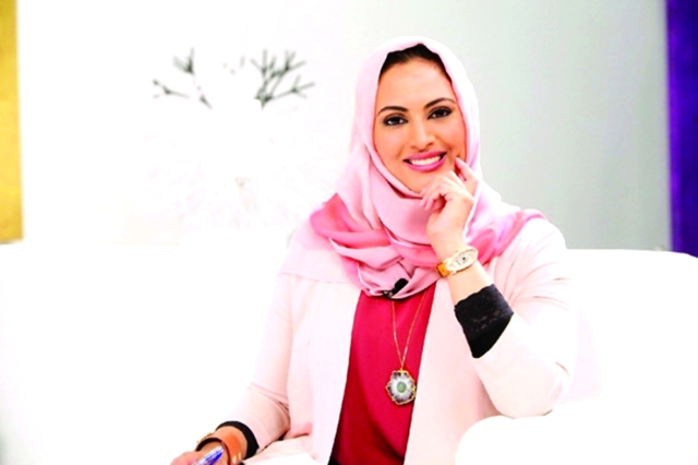 منى أبو سليمان: المرأة العربية لا تتعدى الخطوط الحمراء