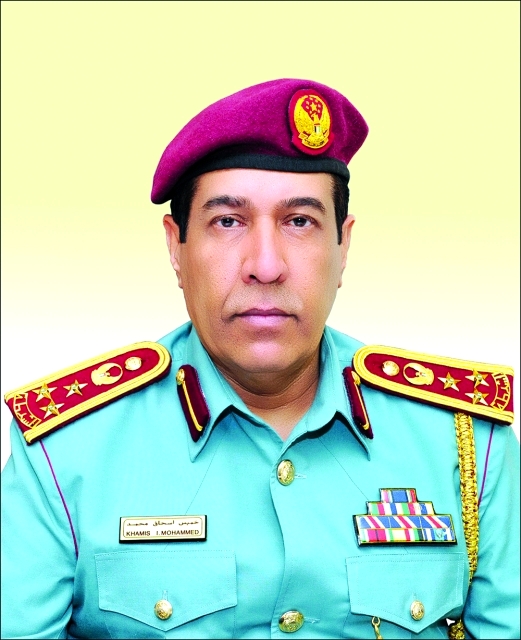 "خميس إسحاق"