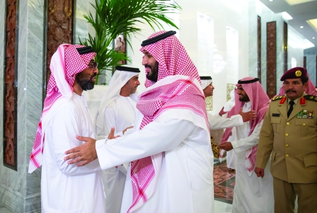 "■ طحنون بن زايد يرحب بولي ولي العهد السعودي بحضور هزاع وسيف بن زايد"