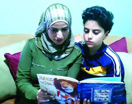 "■ تحفيز الأسرة على القراءة مع الأبناء | البيان"
