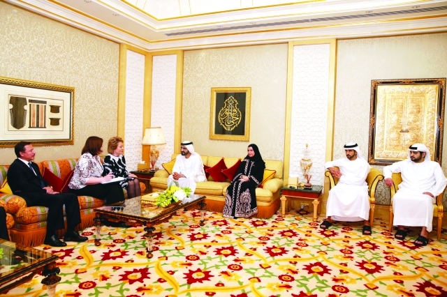 "■ محمد بن راشد لدى استقباله رئيسة مجلس الاتحاد في البرلمان الروسي بحضور حمدان ومكتوم بن محمد وأمل القبيسي | تصوير: خليفة اليوسف"