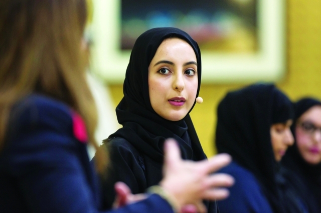 "■ شما المزروعي خلال المحاضرة"