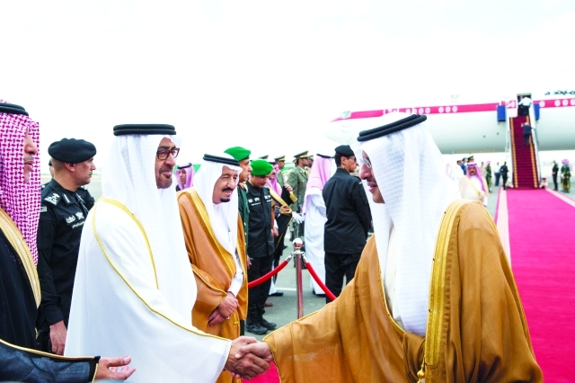 "■ ولي عهد أبوظبي لدى وصوله إلى الرياض"