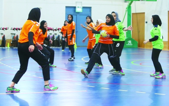 "من تدريبات منتخب الناشئات استعداداً للمنافسات الخليجية"