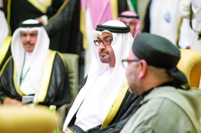 "■ محمد بن زايد ومحمد السادس خلال القمة | وام"