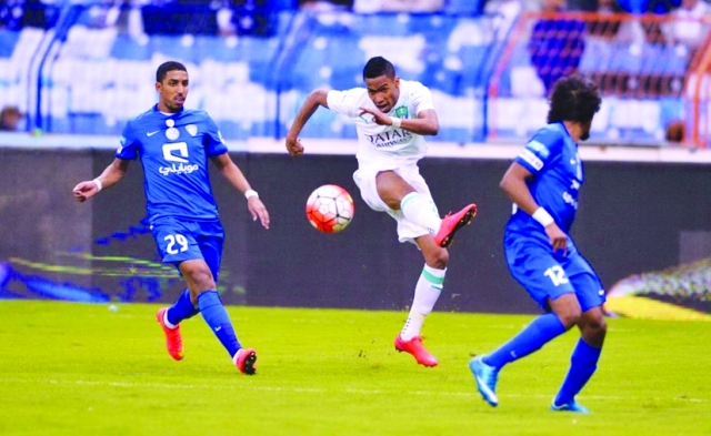 "■ الهلال والأهلي قمة الإثارة في الدوري السعودي | البيان"