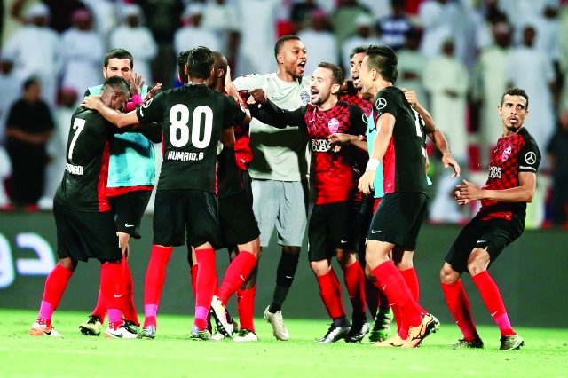 "■ احتفالية متواصلة من الأهلي بالمزيد من الألقاب"