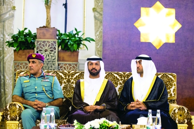 "محمد الرميثي ومحمد المزروعي خلال اللقاء"