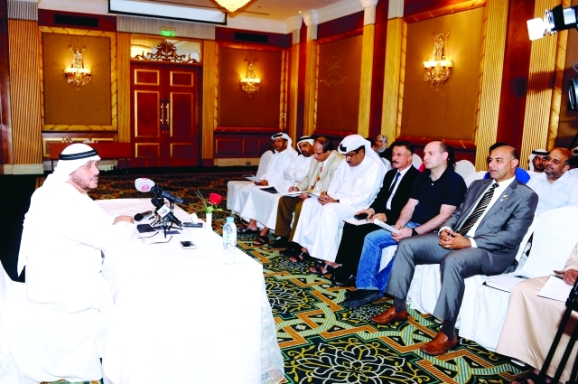 "■ فيصل بن حميد يستعرض برنامجه الانتخابي في المؤتمر الصحفي | البيان"