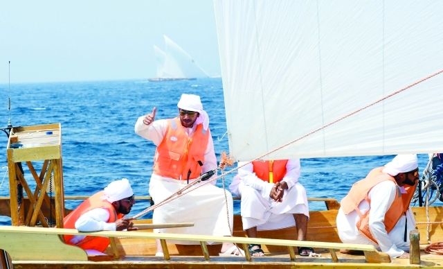 "■ هزاع بن سلطان خلال مشاركته في سباق الشراع | البيان"