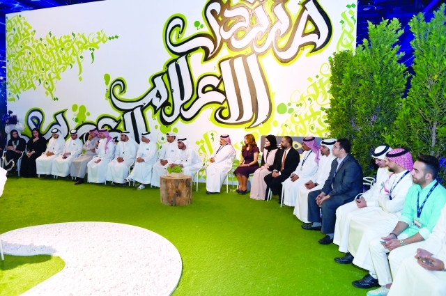 "جانب من الإعلاميين خلال اللقاء"