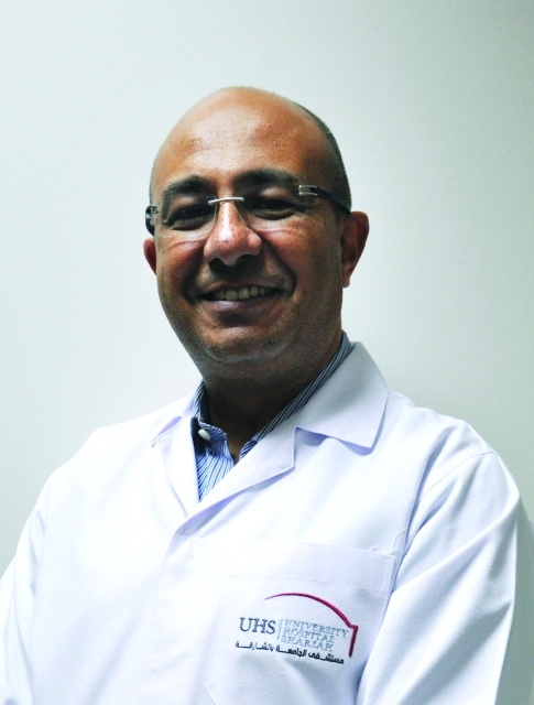 "■ أيمن عبدالعزيز"