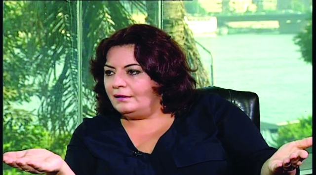 "الشاعرة السورية رشا عمران"