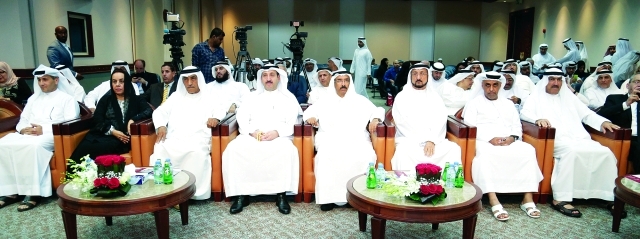 "■ محمد المر وسلطان السويدي وخليل المنصوري ورفيعة غباش والحضور | من المصدر"