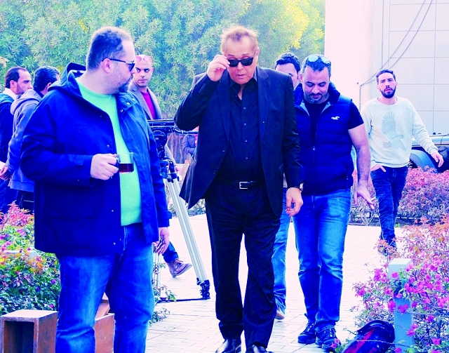 "محمود عبد العزيزي في أحد مشاهد رأس الغول  ــ  البيان"