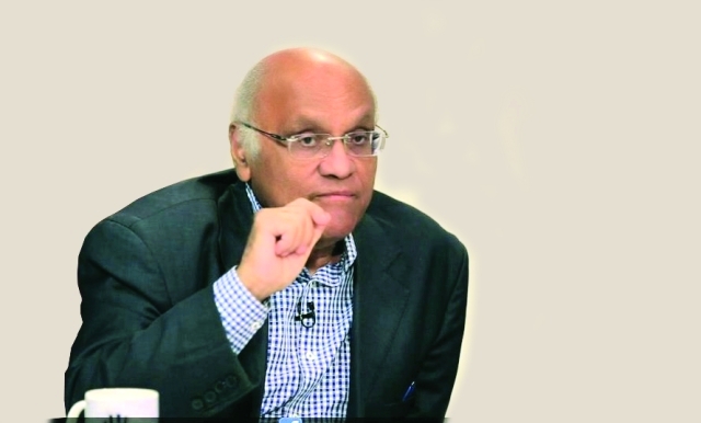 النقاد والكتابة الإبداعية..حوارات في دبي