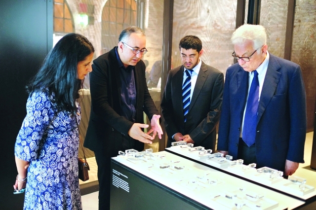 "نماذج قدمت تفصيلاً عن تطورات البيوت الشعبية"