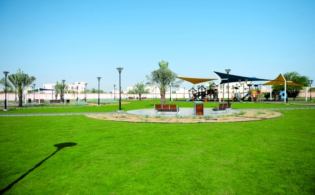 "الحدائق متنفس للأسر وخدماتها ــ من المصدر"