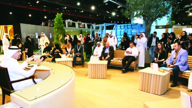 "■ تثقيف الشباب وتعزيز إمكاناتهم المعرفية جوهر برامج  المختبر  |  من المصدر"