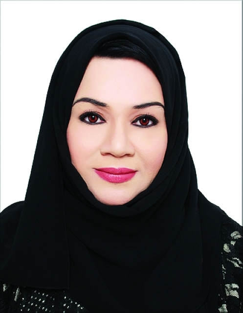 "■ موزة الشومي"