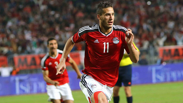 اللاعب و حارسه في لجنة امتحانات ثانوية مصر