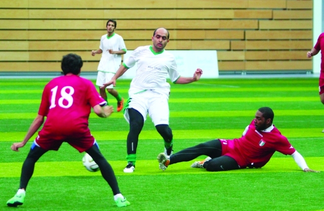 "■ منافسات كرة القدم تضم أفضل اللاعبين | البيان"