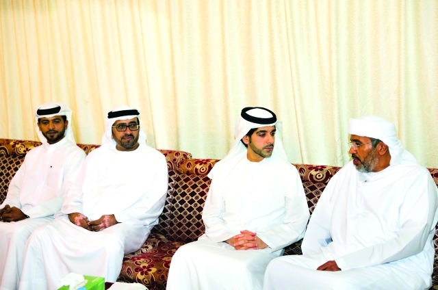 "■ هزاع بن طحنون يقدم واجب العزاء | وام"