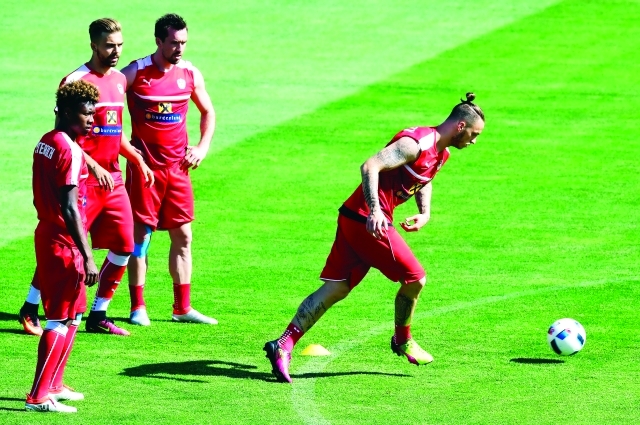 "■ جانب من تدريبات منتخب النمسا | أفب"