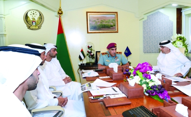 "■ جانب من اجتماع اللجنة العليا | البيان"