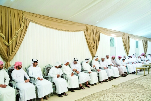"■ محمد بن زايد خلال تقديمه واجب العزاء في الشهيد عبد الله اليماحي بحضور عبد الله بن زايد وخليفة بن طحنون ومحمد المزروعي | وام"