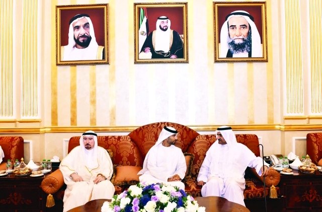 "الشرقي متقبلاً تهاني سهيل المزروعي وعلي الهاشمي"