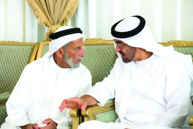 "■ محمد بن زايد يواسي محمد الكعبي في ابنه الشهيد"