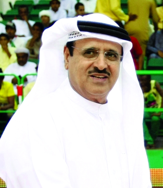 "■ إسماعيل القرقاوي"